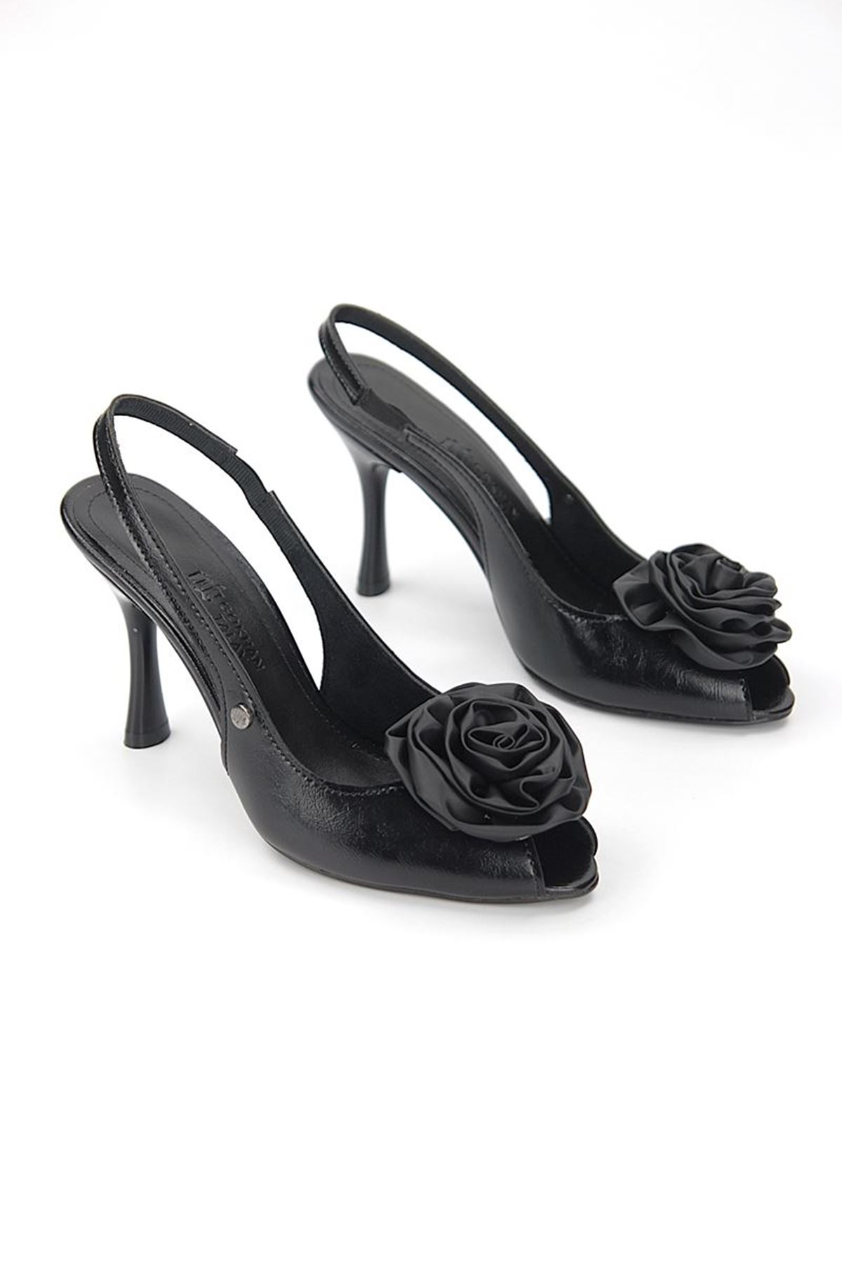 Fiore Ayakkabı Merisse Peep Toe Fındık Burun (8 cm) El Yapımı Gül Detaylı Siyah Rugan Kadın Topuklu Ayakkabı