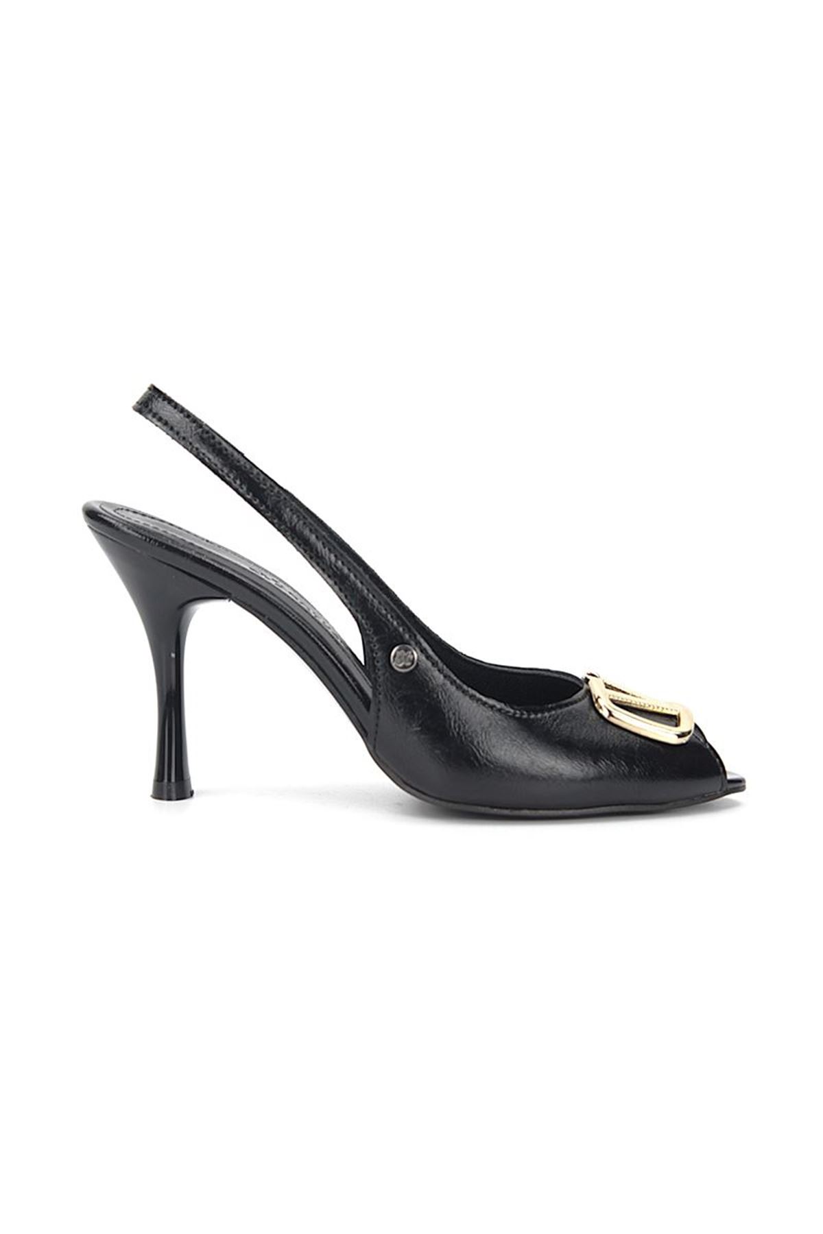 Fiore Ayakkabı Valeria Peep Toe Fındık Burun (8 cm) Altın V Toka Siyah Rugan Kadın Topuklu Ayakkabı
