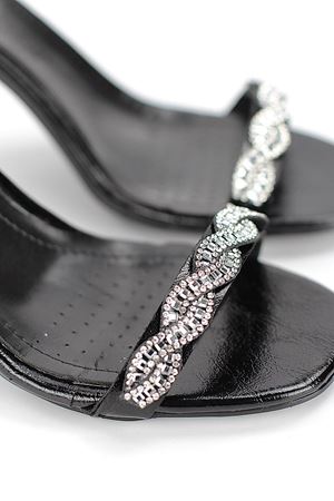Fiore Ayakkabı Evelyn Esnek Yumuşak Kaymaz Taban (8 cm) Siyah Rugan Burgu Gümüş Bantlı Kadın Topuklu Ayakkabı