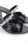Lyra Esnek Yumuşak Kaymaz Taban (4/6 cm) Siyah Rugan Tek Bant Burgu Gümüş Bantlı Kadın Topuklu Terlik